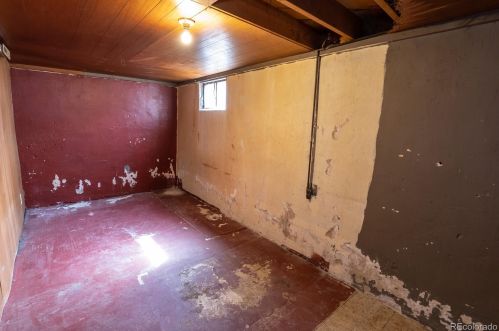 9055 Beechwood Dr, Denver CO  80229-4050 exterior