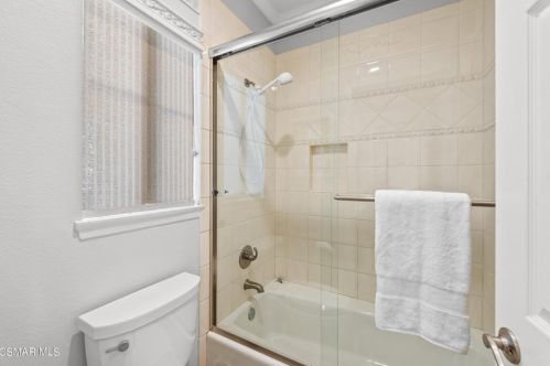 531 Granite Hl St, Simi Valley CA 93065-0608 exterior