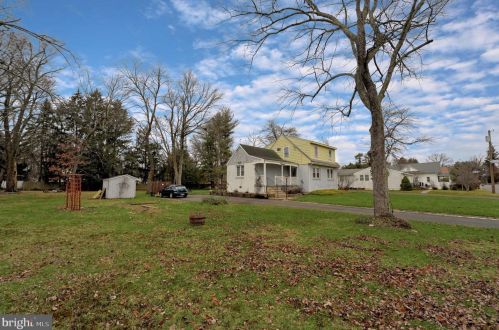 43 Wayside Ln, Trenton, NJ 08648-3620