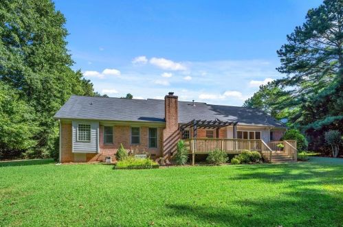 1716 Little Brook Dr, Conyers GA  30094-4000 exterior