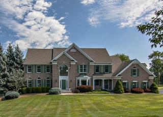 6 Pine Pl, Annandale, NJ 08801-2012