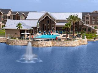 14698 Briar Forest Dr, Houston TX  77077-1718 exterior