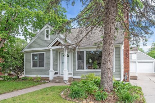1027 Idaho Ave, Saint Paul MN  55117-3352 exterior