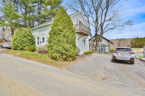 5 Gows Ln, Hallowell, ME 04347-1328