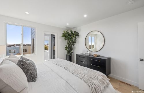 1559 37th Ave, San Francisco CA  94122-3126 exterior
