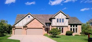 24060 Royal Worlington Dr, Naperville, IL 60564-8123