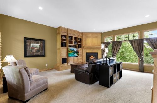 2232 Estates Dr, Saint Paul MN  55122-4038 exterior