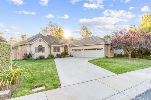 5882 Pebble Beach Way, San Luis Obispo, CA 93401-8270