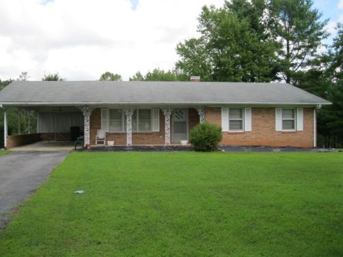 605 Main St, Matrimony, NC 27048-7691