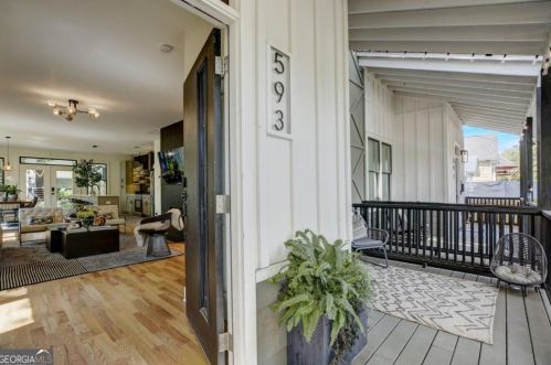 593 Formwalt St, Atlanta, GA 30312-2657
