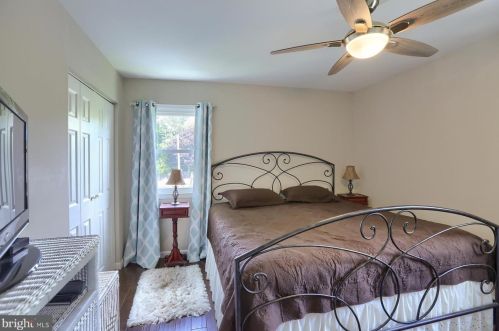 1501 Robert Rd, Lancaster PA  17601-5632 exterior