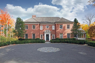 526 North St, Greenwich CT  06830-3439 exterior