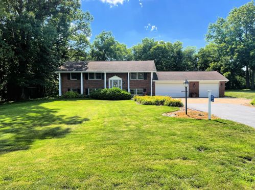2521 1669th Rd, Ottawa, IL 61350-9354