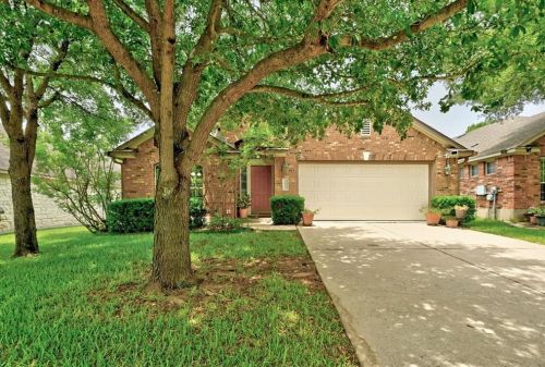 10012 Buffalo Lake Ln, Austin, TX 78747-2664