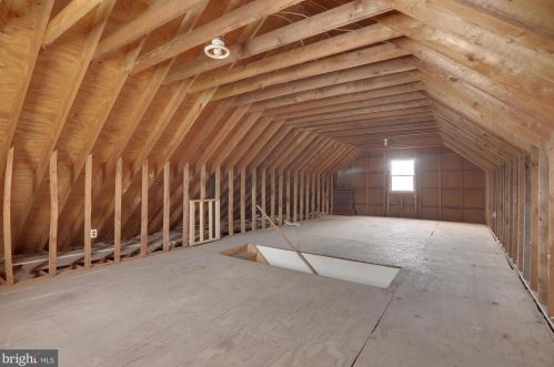 211 Ednor Rd, Silver Spring MD 20905-5134 exterior