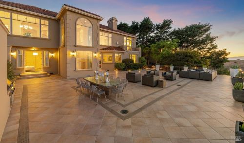 141 Gilmartin Dr, Tiburon, CA 94920-1529