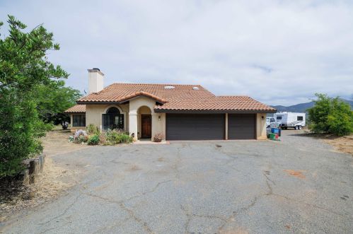 19266 Los Hermanos Ranch Rd, Valley Center, CA 92082-7513