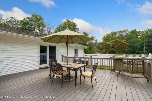 278 Edgebrook Rd, Trenton NJ 08691-3732 exterior