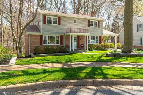 6615 Coachman Dr, Springfield, VA 22152-2603