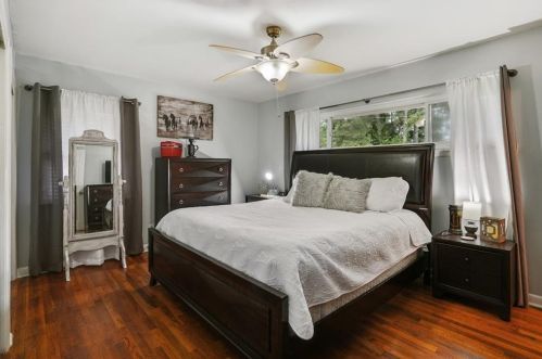 1381 Carolyn Dr, Atlanta GA  30329-3546 exterior