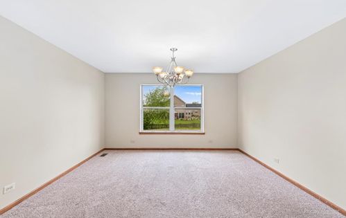 1210 Easton Dr, Carol Stream IL  60188-4817 exterior