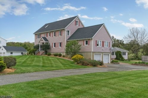 21 Francisco Dr, Fredon, NJ 07860-5332