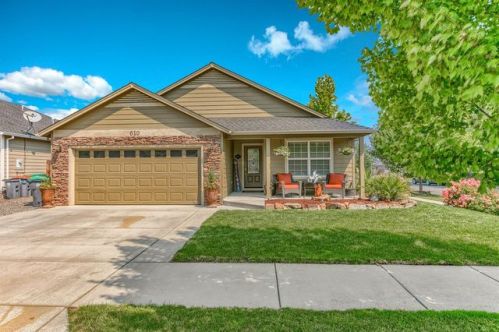 610 Marshall Ave, Medford, OR 97501-4048