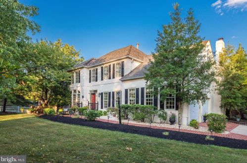 802 Lennon Ct, Leesburg, VA 20175-8941