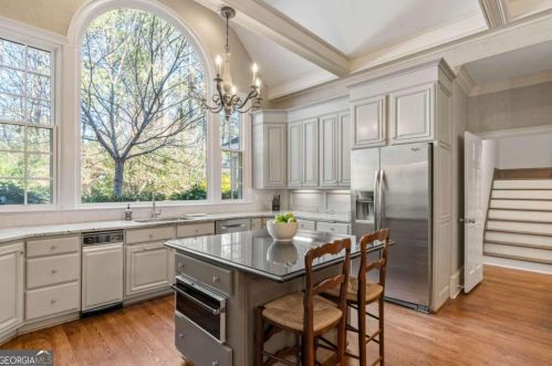 7660 Ball Mill Rd, Atlanta GA  30350-4406 exterior