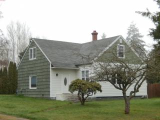 415 121st St, Tacoma WA  98444-5217 exterior