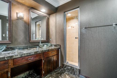 4211 Clear Lake Cir, Fort Worth TX  76109-4904 exterior