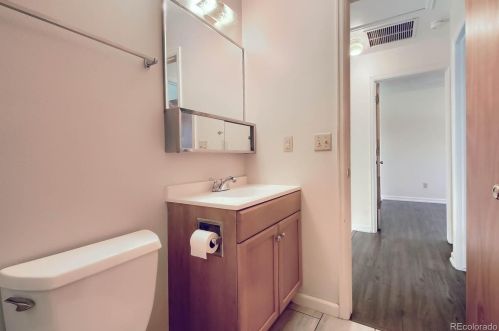 1618 Genoa St, Denver CO  80011-5325 exterior