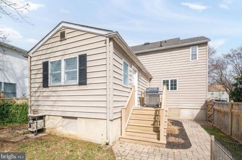 762 Mount Vernon Ave, Tavistock NJ  08033-2817 exterior