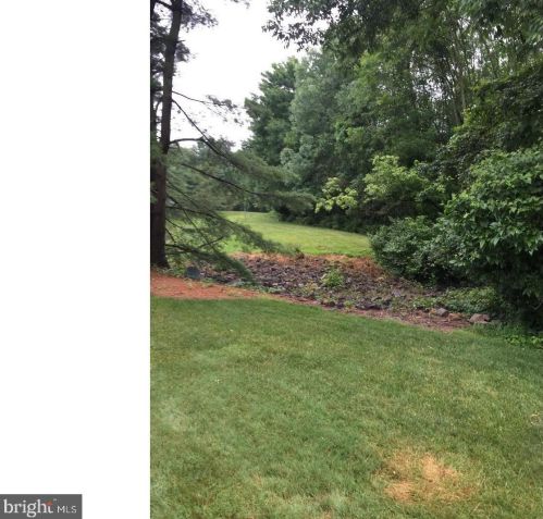 7 Heath Ct, Princeton NJ  08540-7057 exterior
