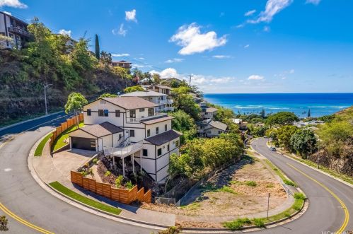 5197 Poola St, Honolulu HI  96821-1534 exterior