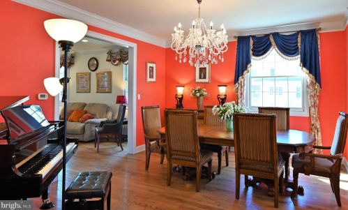 87 Leavitt Ln, Princeton NJ  08540-3921 exterior