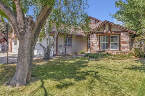 82 Benjamin Way, Turlock, CA 95380-4463