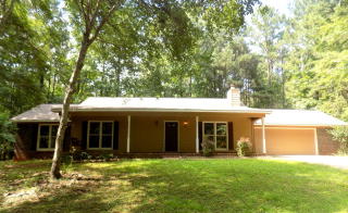 571 Kennon Dr, Cataula, GA 31804-3241