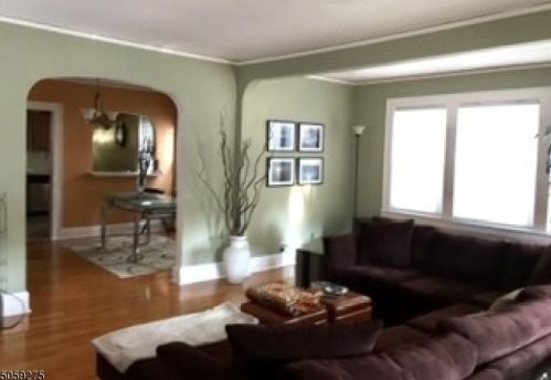 20 Naden Ave, Irvington, NJ 07111-2806