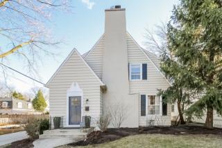 1312 Isabella St, Evanston IL  60201-1623 exterior