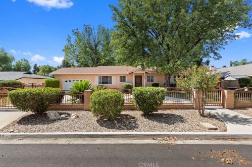 1259 Chestnut Ave, Beaumont, CA 92223-1720