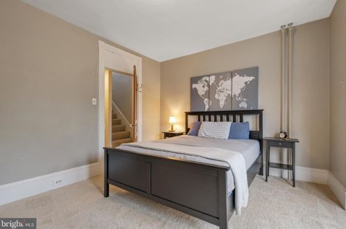 232 Walnut St, Lancaster PA  17602-2342 exterior