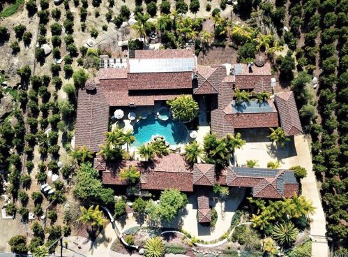 23795 Serreno Rd, Temecula, CA 92590-4074