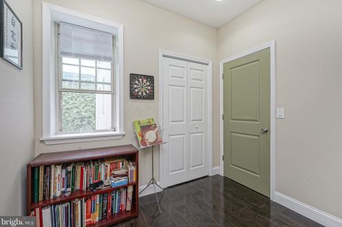 1549 16th St, Philadelphia PA  19121-4204 exterior