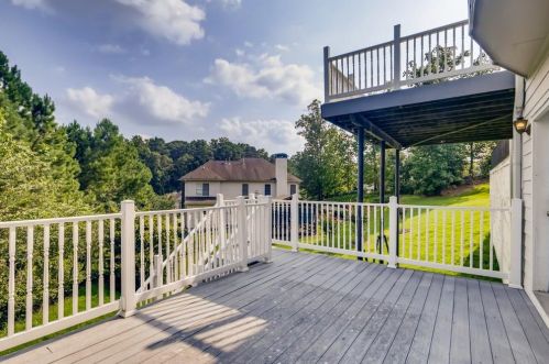 2513 Hughes Ct, Atlanta GA  30331-7896 exterior