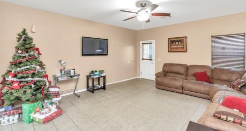 843 Honeysuckle Vine Dr, Richmond TX 77469-4800 exterior