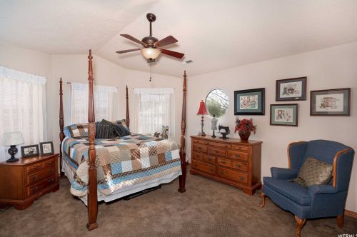 2238 1950, Saint George UT 84790-6237 exterior