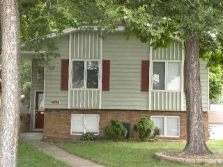 4334 Halifax Ave, Minneapolis, MN 55422-1574