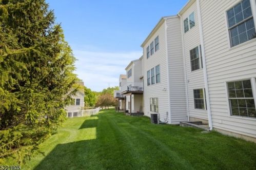 112 Independence Trl, Paterson NJ  07512-2808 exterior