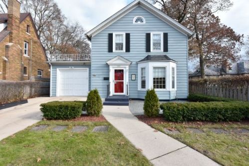 1601 Alexander Ct, Waukegan, IL 60085-1908